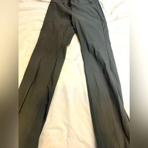Rekucci Womens dress pants size 6 gray